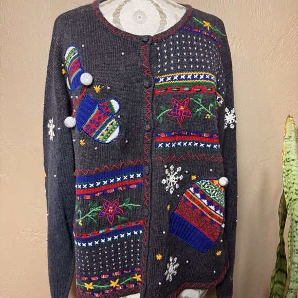 Mittens & Flowers Christmas Sweater XL￼ - Picture 1 of 9